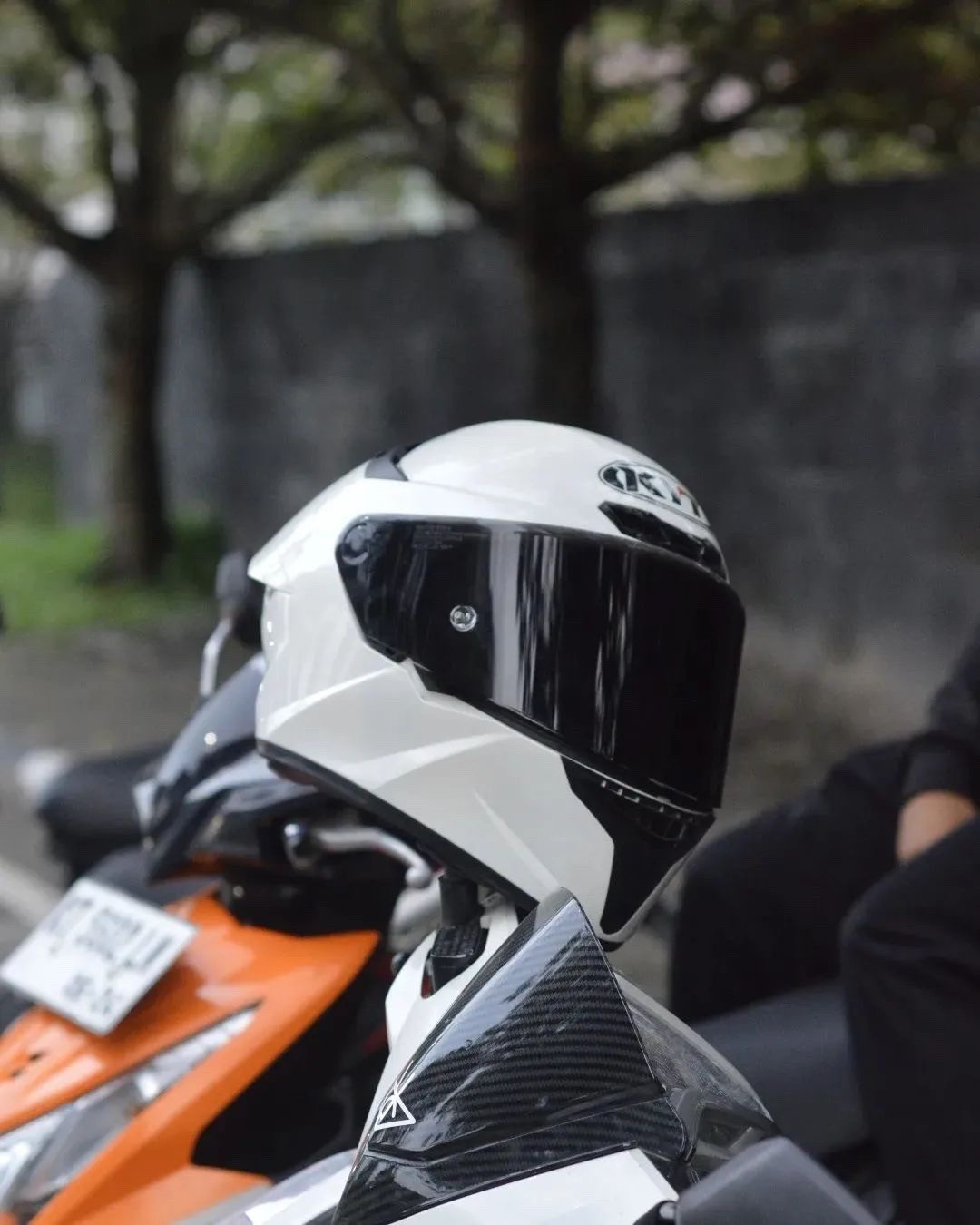 mu bao hiem fullface kyt tt course 1 kinh nhieu mau tron 020