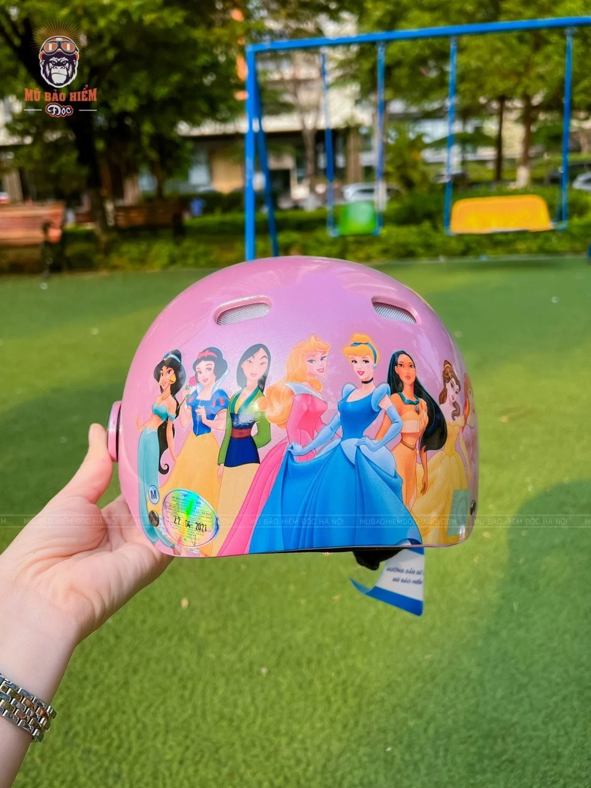 mu bao hiem tre em protec kitty co kinh 65