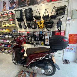 thung sau givi b27nx 27l 11