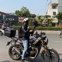 thung sau givi b32 adv bold 32l 06