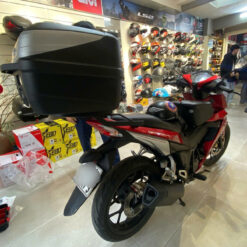 thung sau givi b32 bold 32l 05