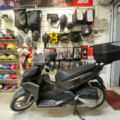 thung sau givi b32 bold 32l 07