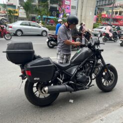 thung hong givi e22 22l 03