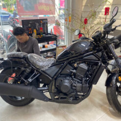 thung hong givi e22 22l 04