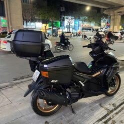 thung hong givi e22 22l 10