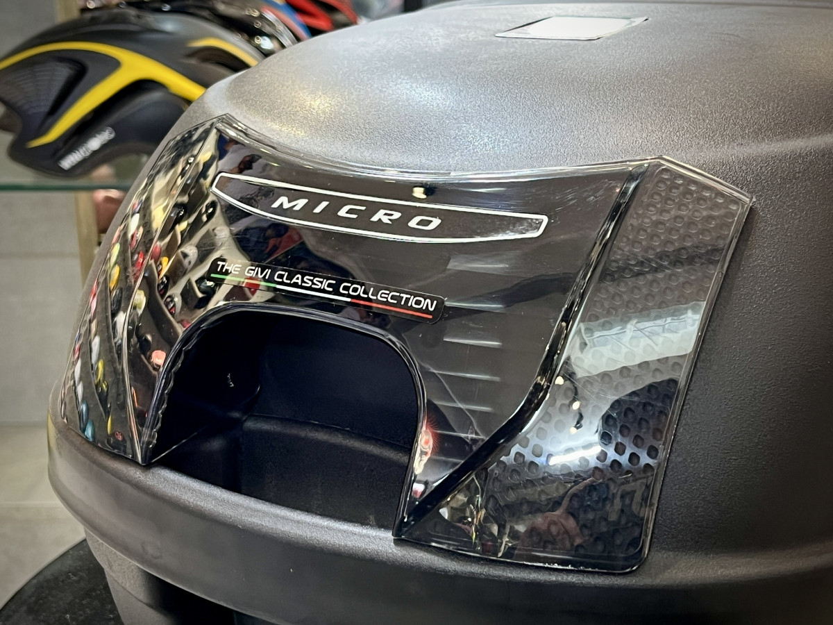 thung givi e260n2x classic 002