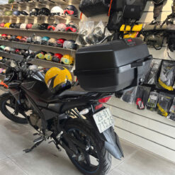 thung sau givi e20n classic 39l 04