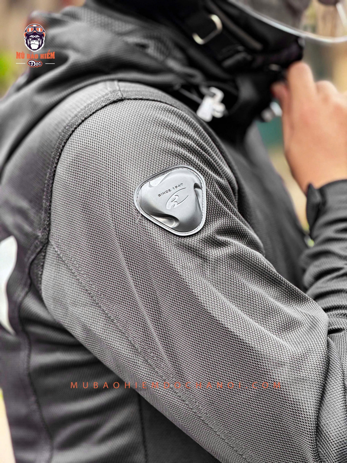 ao bao ho xe may komine jk 176 enigma light mesh parka 003