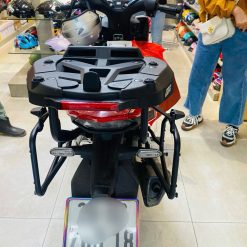 de nhua givi m7mn s 04