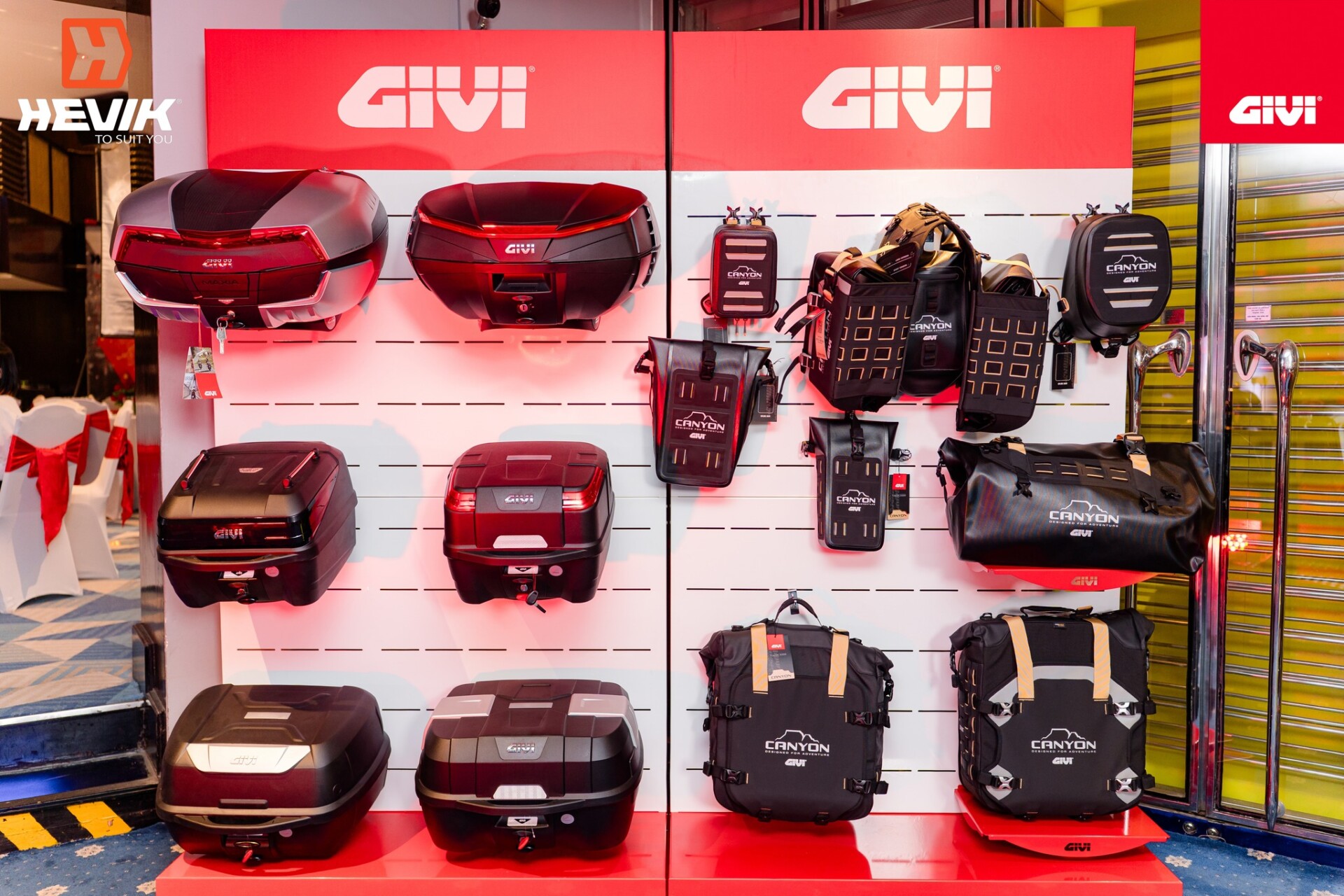 mu bao hiem doc tham du dealer meeting 2025 cung givi 3