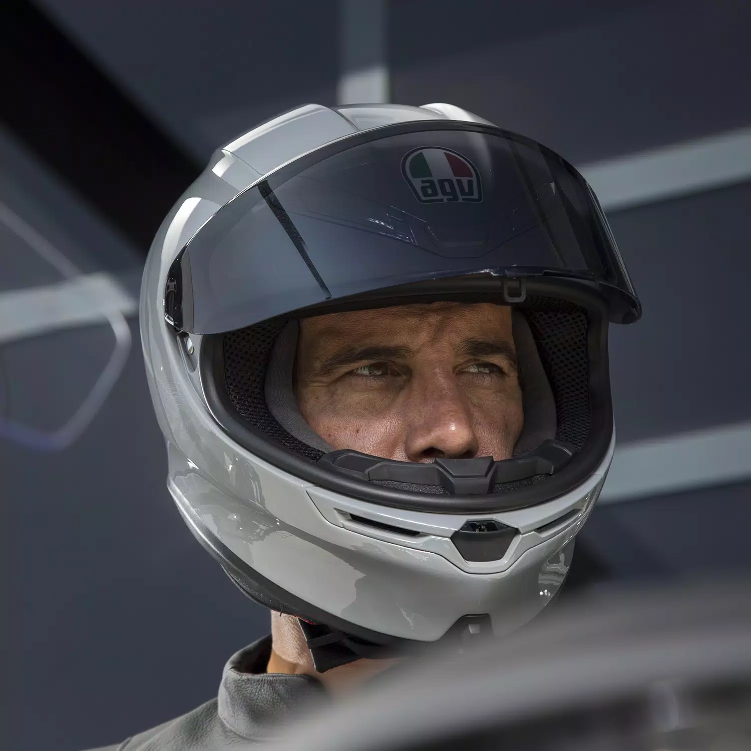 Mũ Bảo Hiểm Fullface AGV K6 S - NARDO GREY Mũ Bảo Hiểm Fullface AGV K6 S - NARDO GREY - Hình ảnh 3